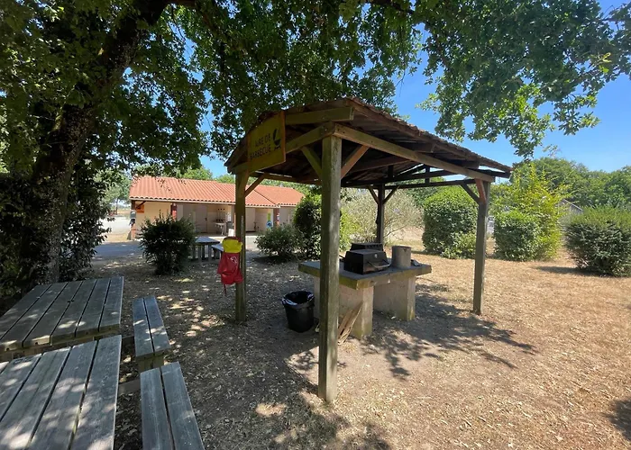 Kemping Nouveau Vacance Nature Au Calme La Boissière-de-Montaigu